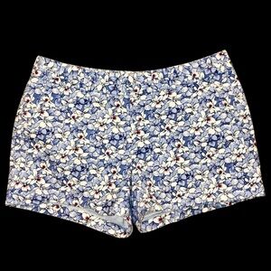 GAP~Women’s Khakis By Gap Blue Floral City 3 Inch Short Shorts~Size 8~EUC~SKU182